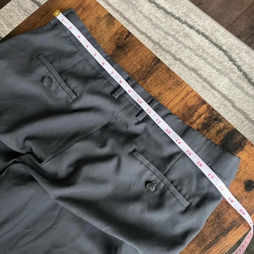Haggar Men's Gray Dress Pants